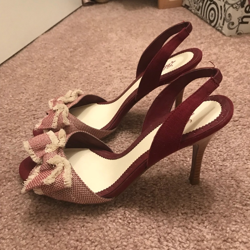 Slingback Bow Peep-Toe Heels in Burgundy